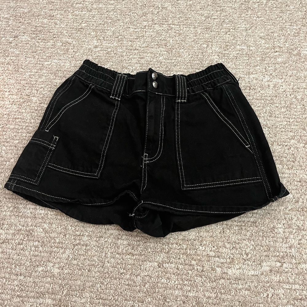 Black cargo shorts BDG Urban Outfitters